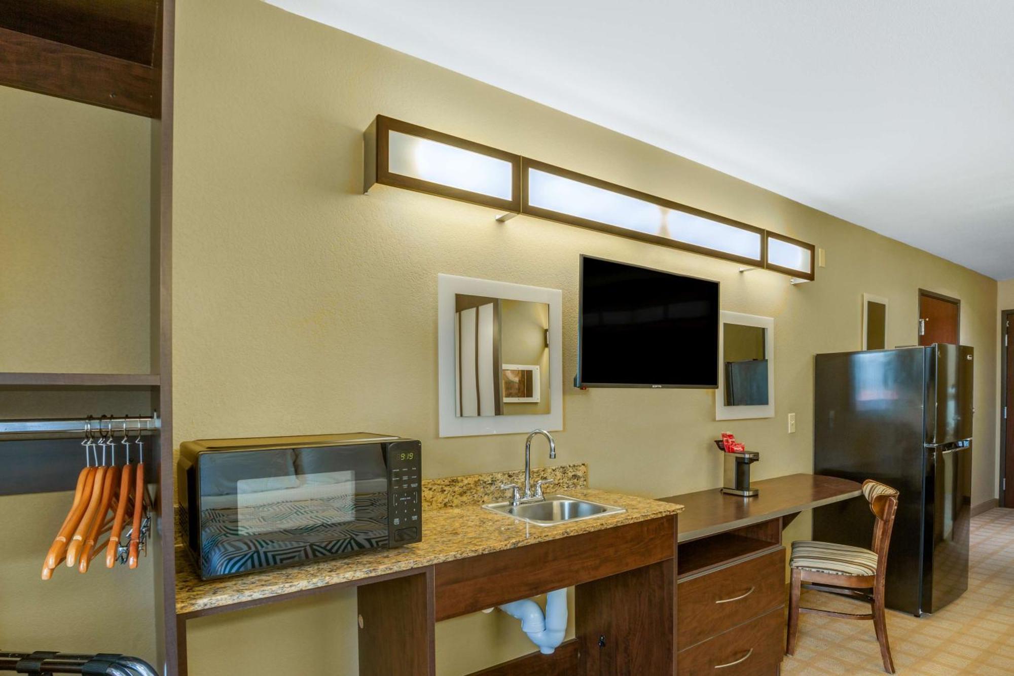 Motel 6 Breaux Bridge, La Екстериор снимка